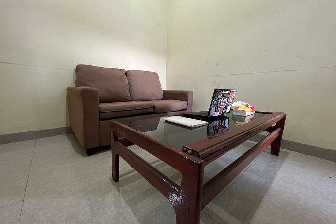 Hotel O Kost Naura