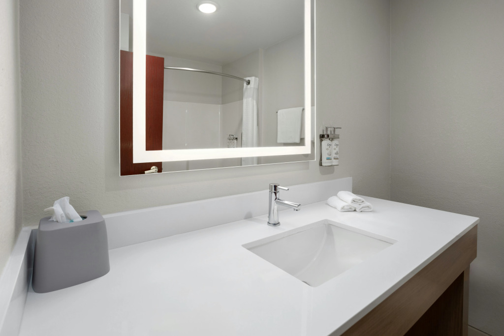 Holiday Inn Express Hotel & Suites Acme-Traverse City by IHG