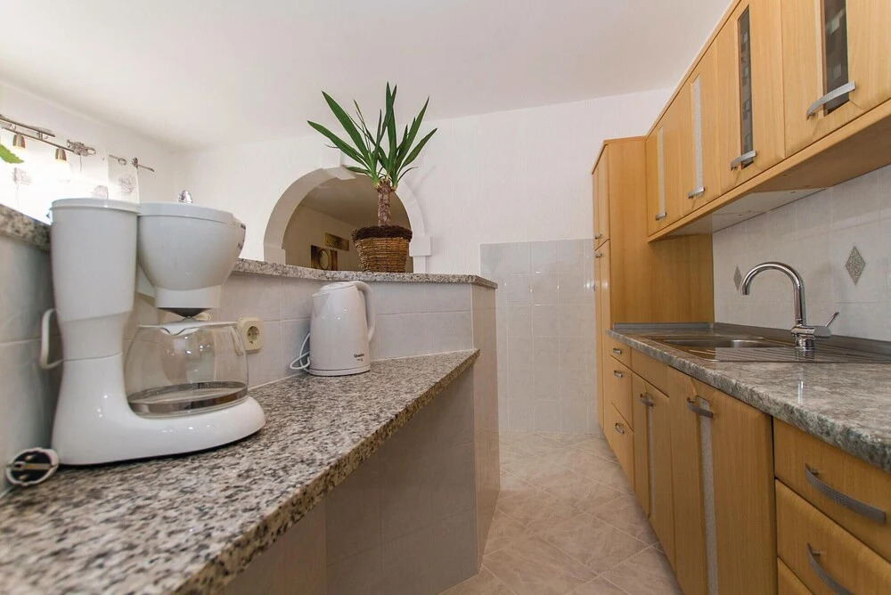 Amazing Home in Nedescina With Wifi and 5 Bedrooms