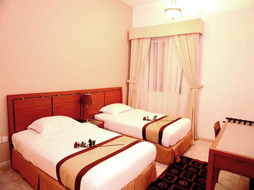 Al Gaddah Hotel Suites