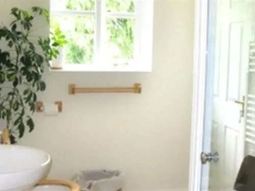 Ward Avenue B&B