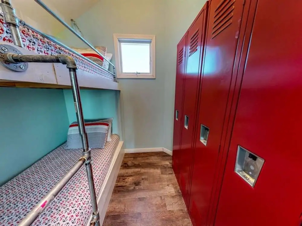 C-Glass by Meyer Vacation Rentals