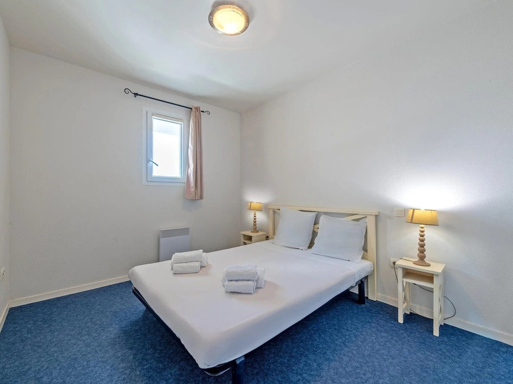 Beach Stay With Pool for 6