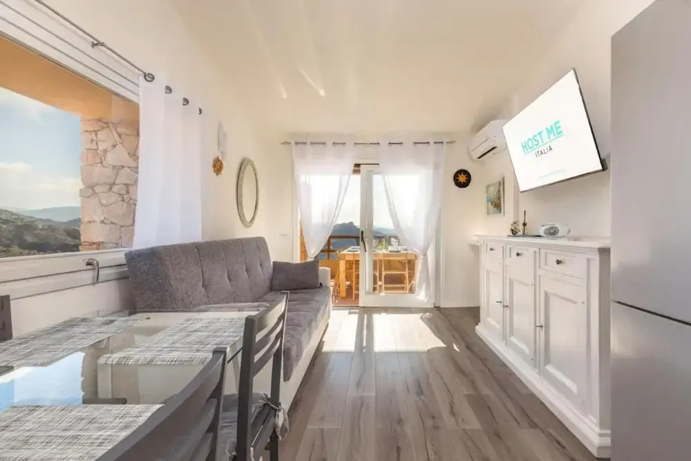 Villa Esmeralda - Free Wifi - With Swimming Pool