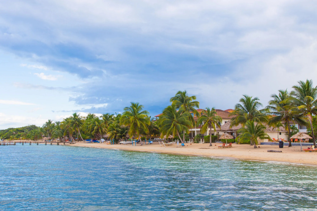 Almond Beach Resort at Jaguar Reef