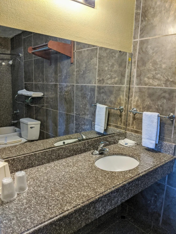 Lake Houmas Inn