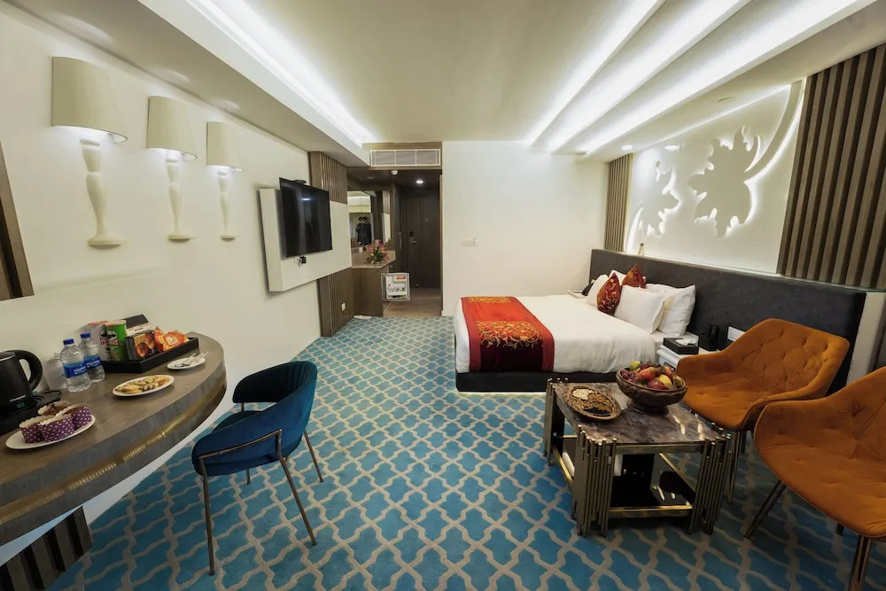 Hotel Snowland Srinagar