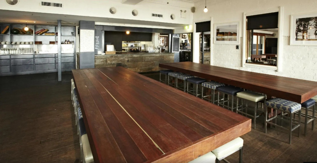 Stay at Hotel Steyne