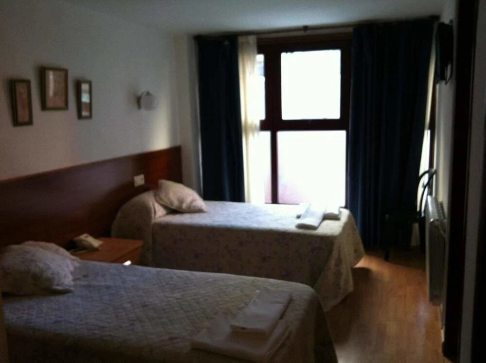 Hostal Adelia