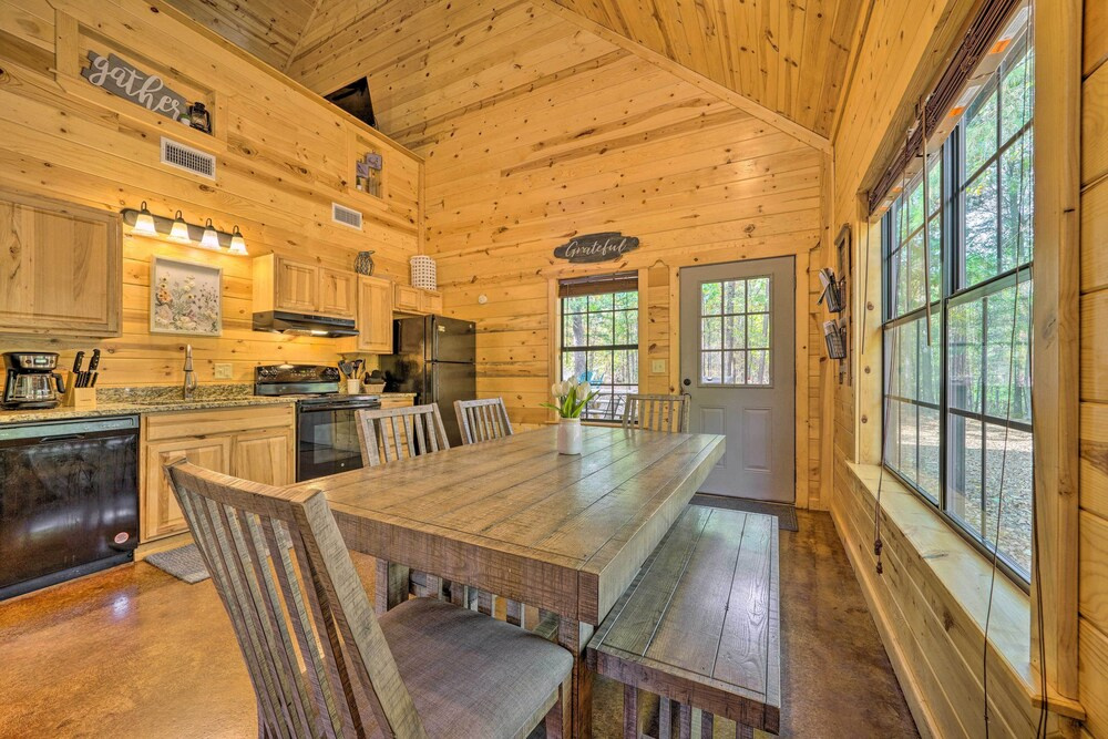 Swim, Hike & Unwind: Dual-cabin Gem in Broken Bow