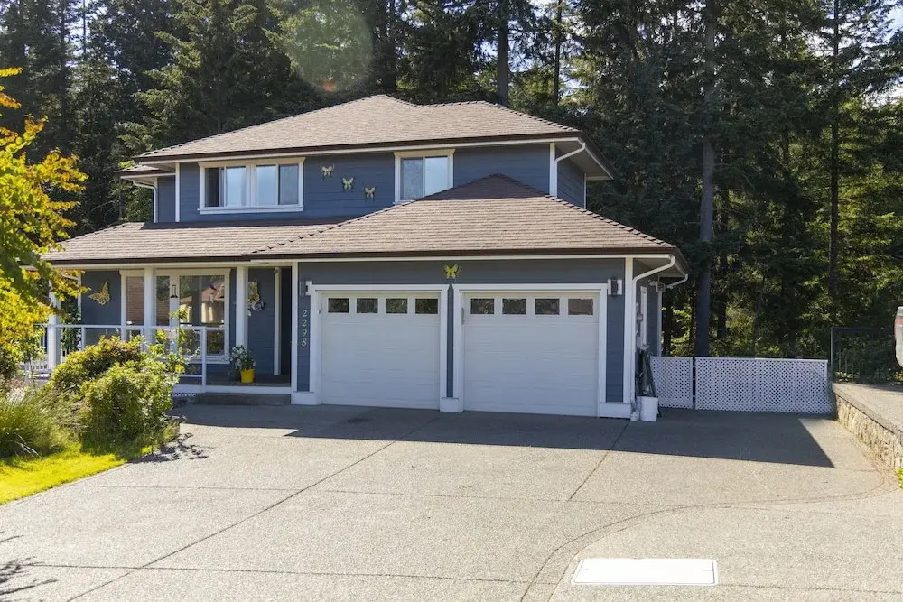 2298 Setchfield Ave
