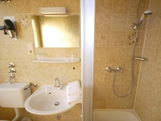 Hotel Adam