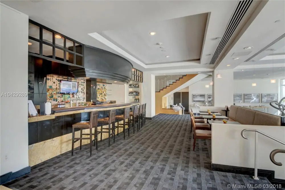 Gallery One Private Condos