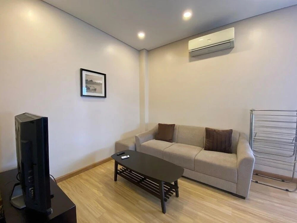 HB Serviced Apartment - 12 Trần Quý Kiên