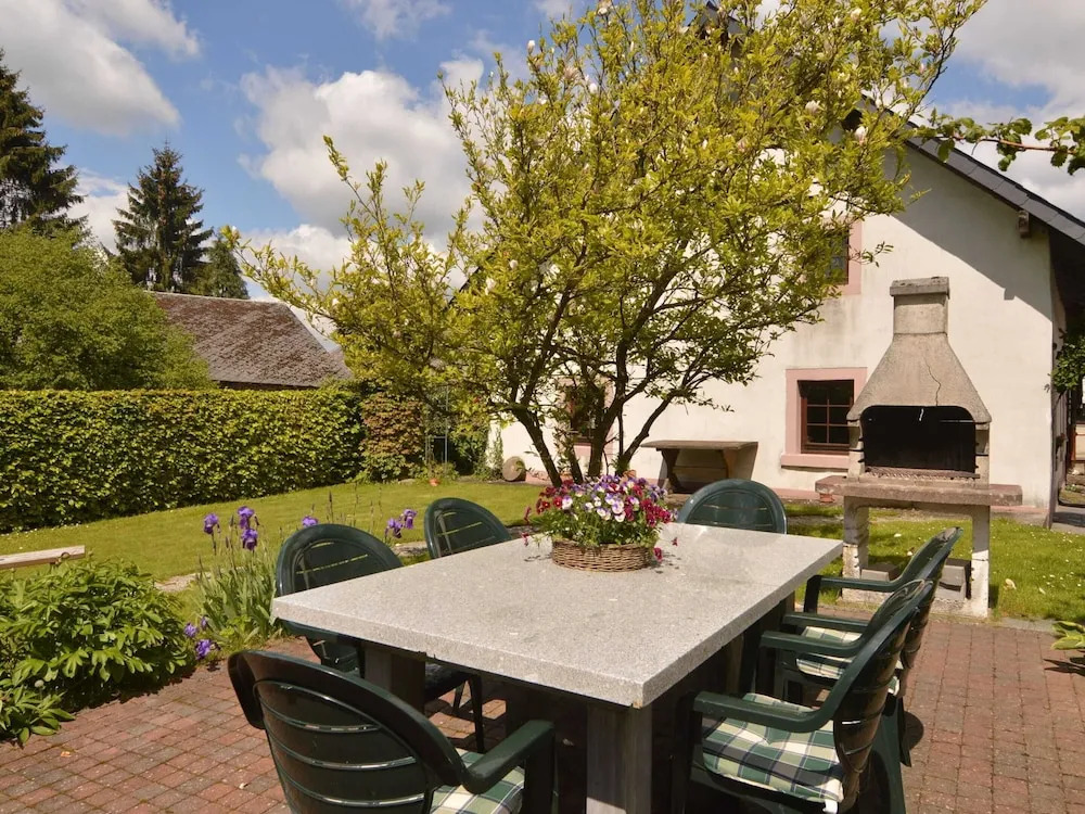 Holiday home in Butgenbach near the Lake