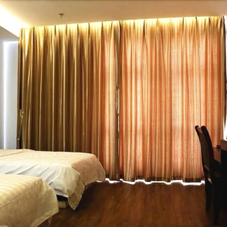 Jiangshan 128 Hotel