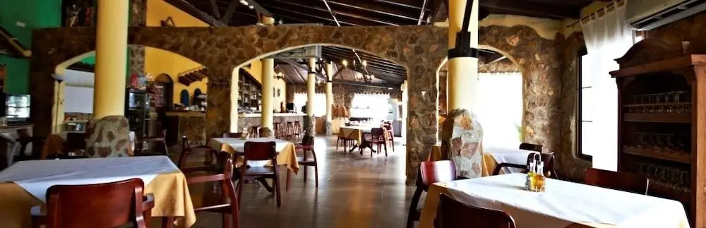 Águilas Hotel Resort
