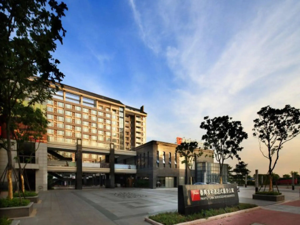 Panyu Yuwa Serviced Residences