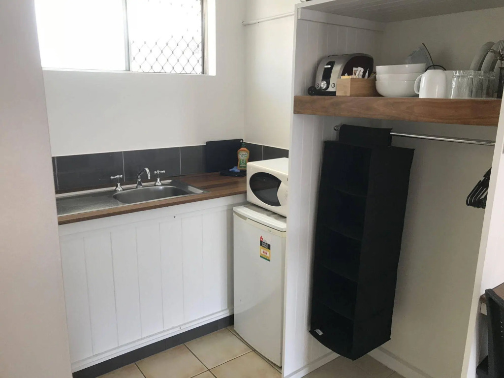 Cooks Endeavour Motor Inn Tweed Heads near Gold Coast Airport