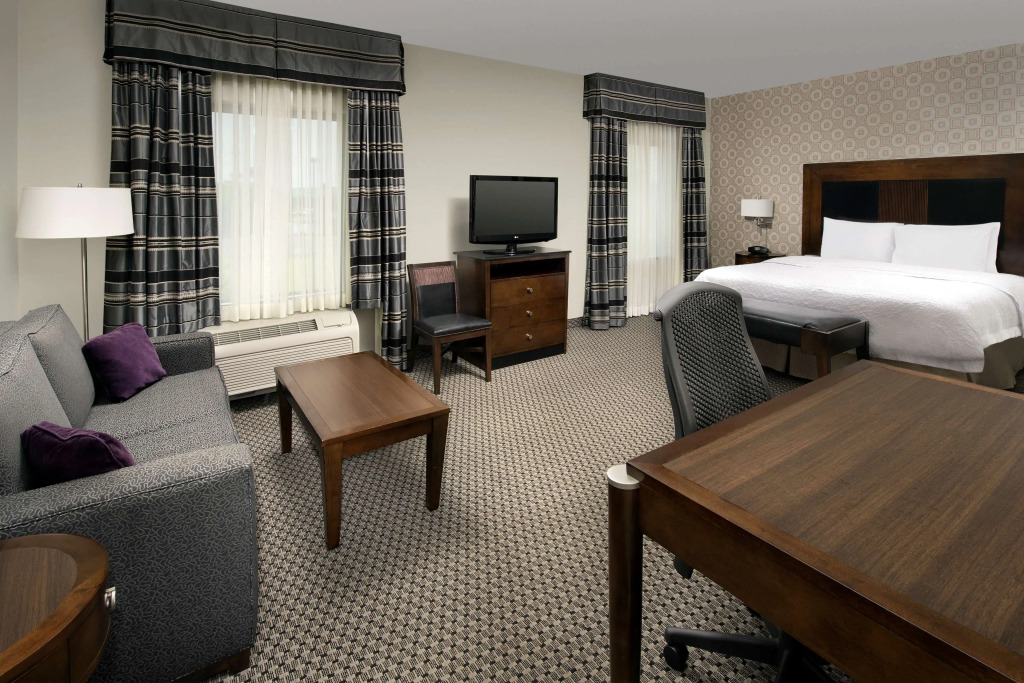 Hampton Inn & Suites Athens-I-65 (Huntsville Area)