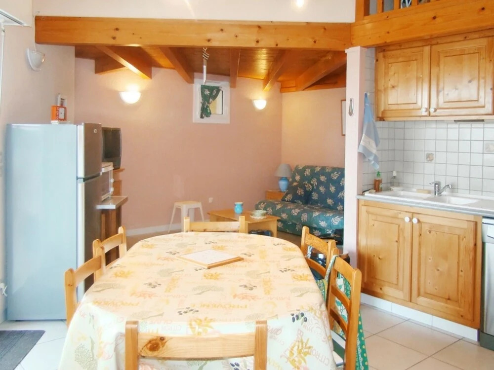 Welcoming 2-story Apartment in Vias With Bbq, Furnished Terrace and Go