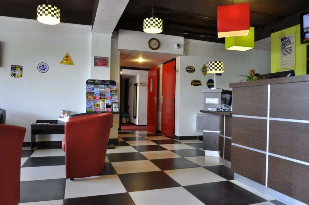 Enzo Hotels Vierzon by Kyriad Direct