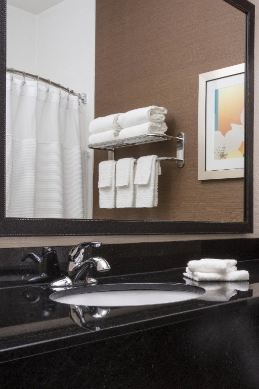 Fairfield Inn & Suites by Marriott Quincy