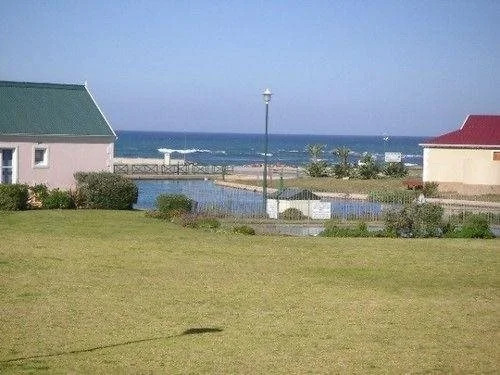Martinique Cove 38
