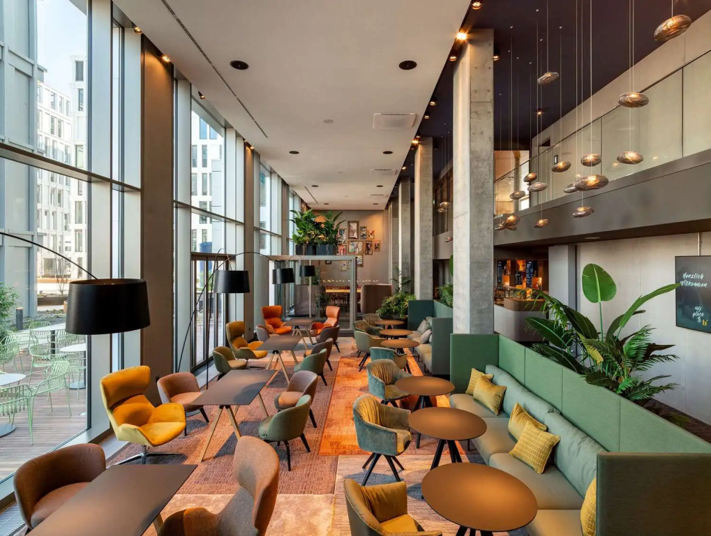 bmine Frankfurt Airport, WorldHotels Crafted