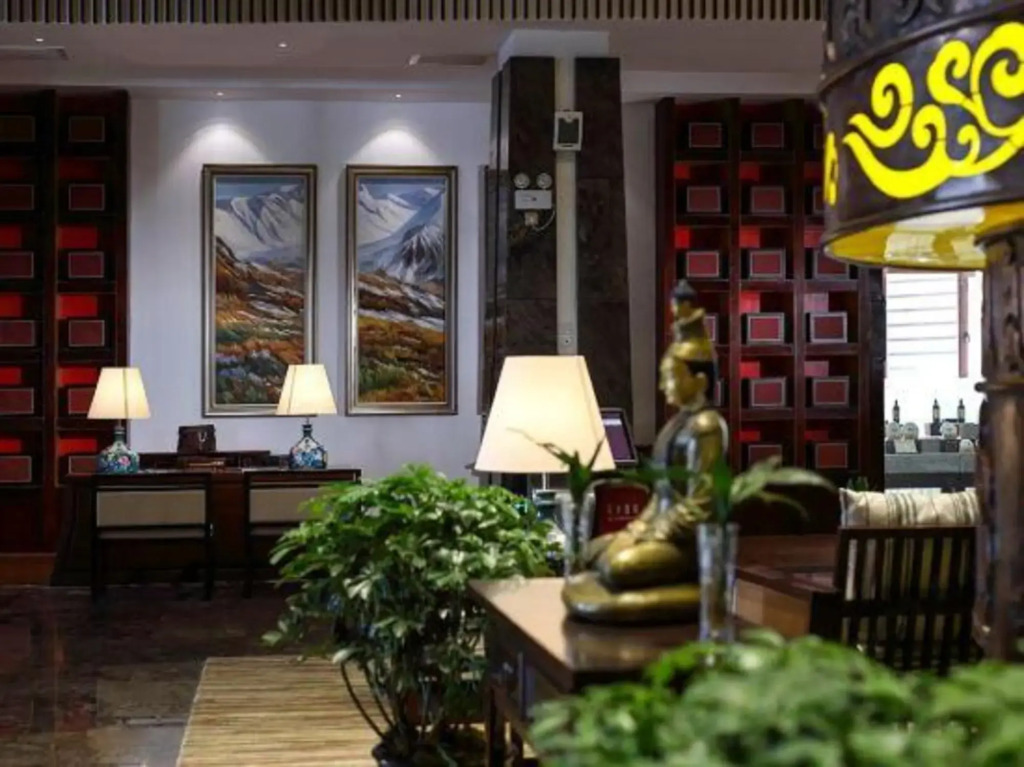Snow Sands Grand Hotel