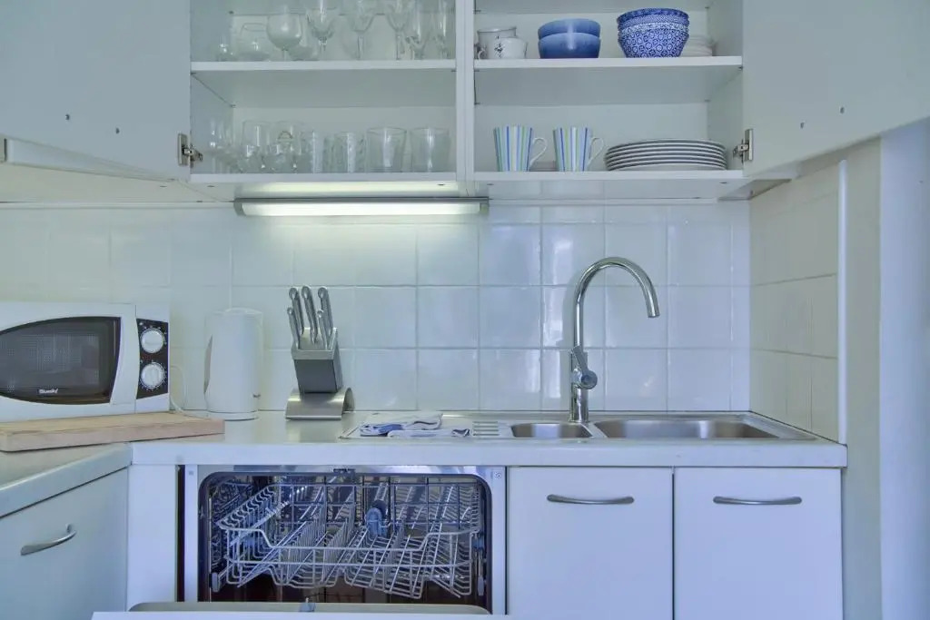 Risso - a modern one bedroom with pool