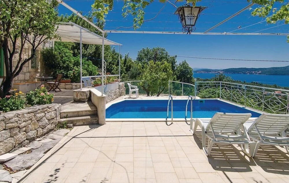 Holiday Home Viganj 60 With Outdoor Swimmingpool
