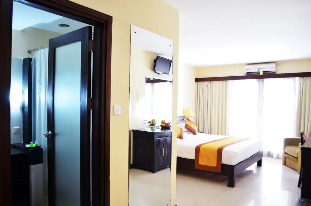 Nirmala Hotel & Convention Centre