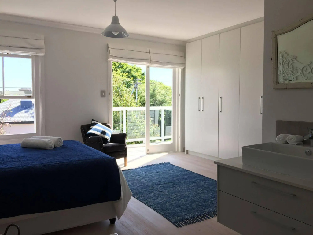 Cricklewood Place Luxury Holiday Homes