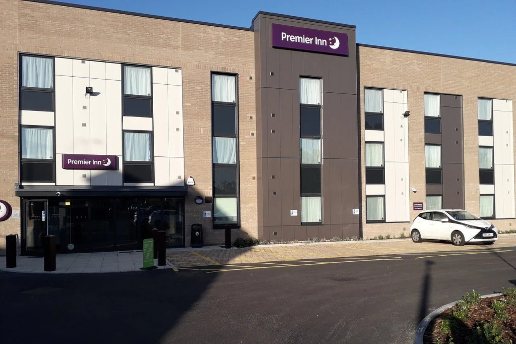 Premier Inn Harlow East - Church Langley