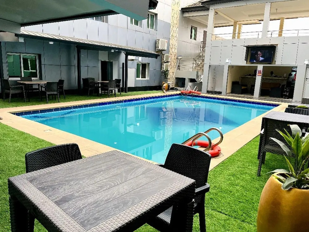 Radiance Spring Hotel