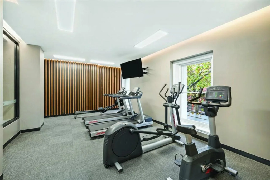 Vibe Hotel Melbourne