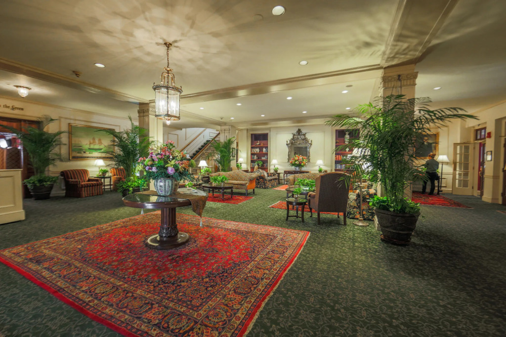 Hawthorne Hotel