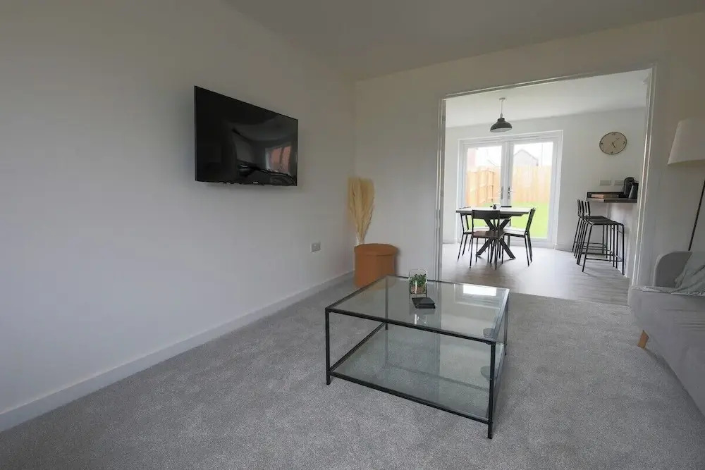 The Haven Modern 4-bed Home With Garden