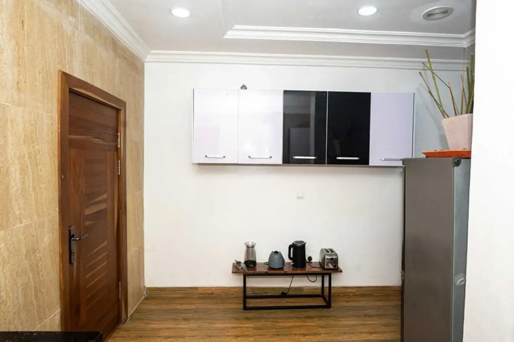 Plistbooking- Astounding 3 Bedroom Apartment Short Let In Lekki Lagos Nigeria