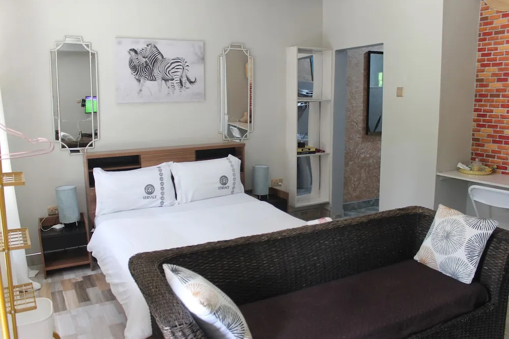 Hideaway Apartments
