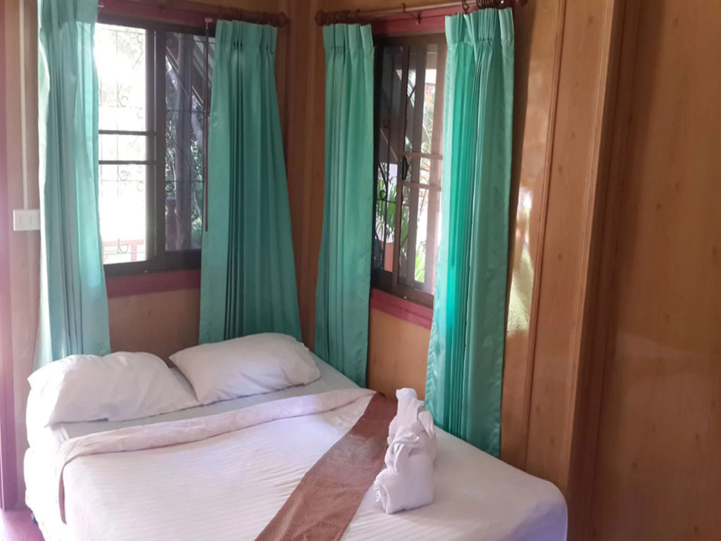 Khaosok jungle hostel Branch 1