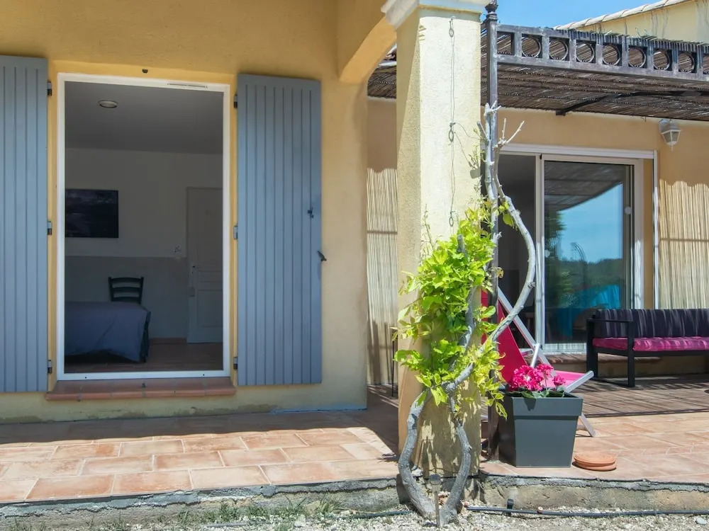 Secluded Villa in Lorgues With Private Pool