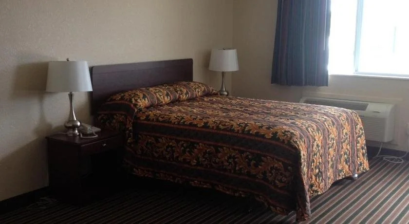 Wayne Motel