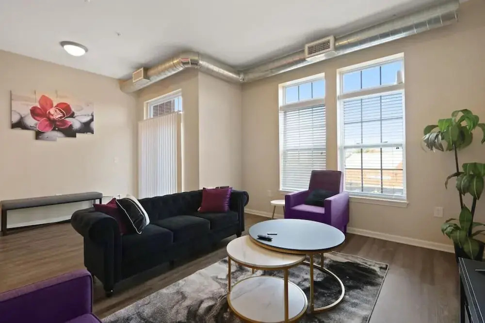Cozy 3bd, 3BA Downtown Indy