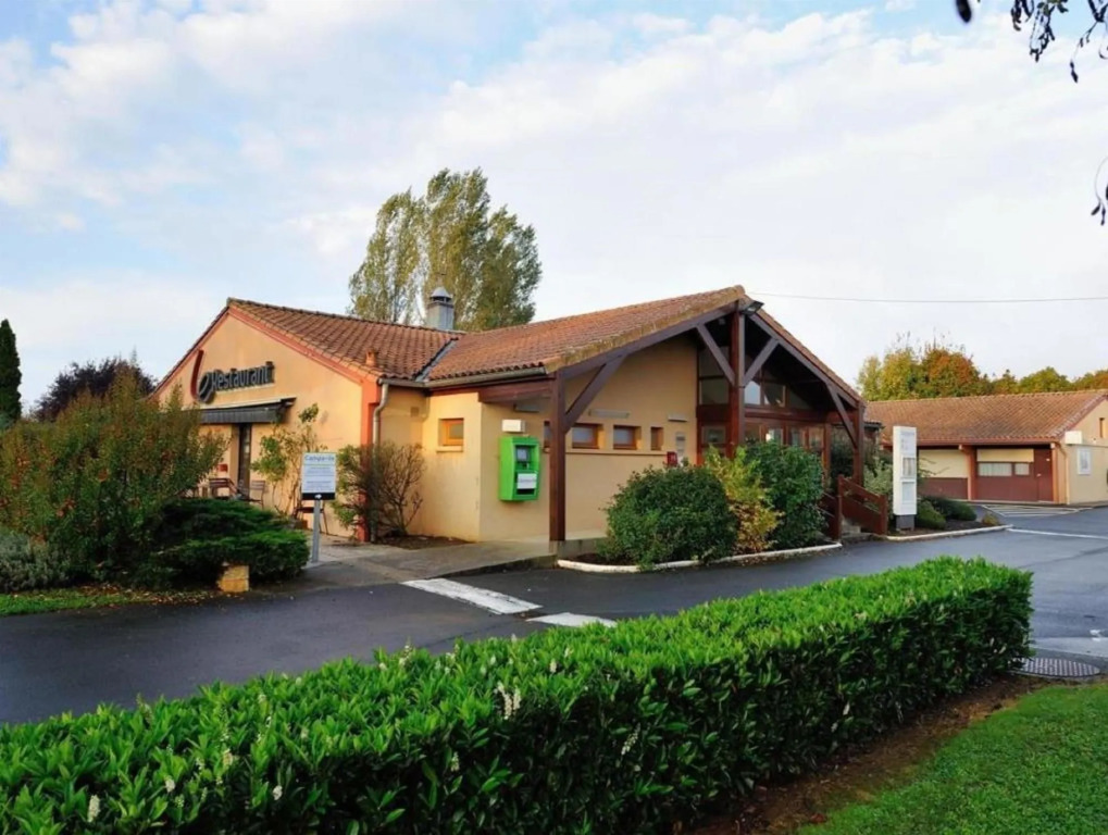 Campanile NATURE - Niort Est La Crèche