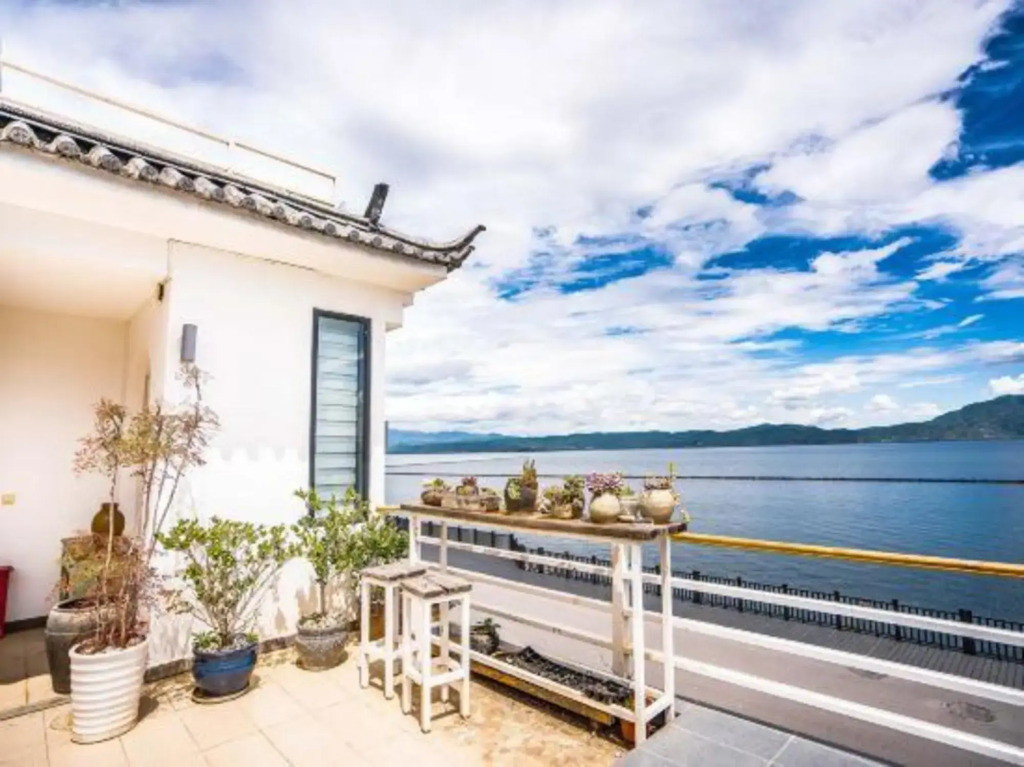 Dali Huayue Fanxing Sea View Inn