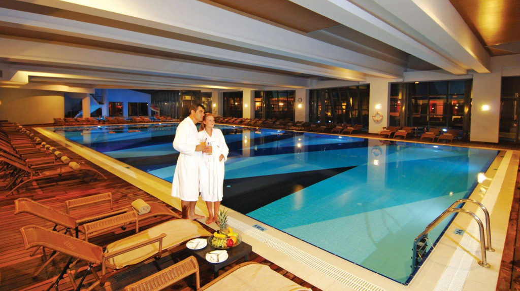 Limak Lara Deluxe Hotel & Resort Antalya
