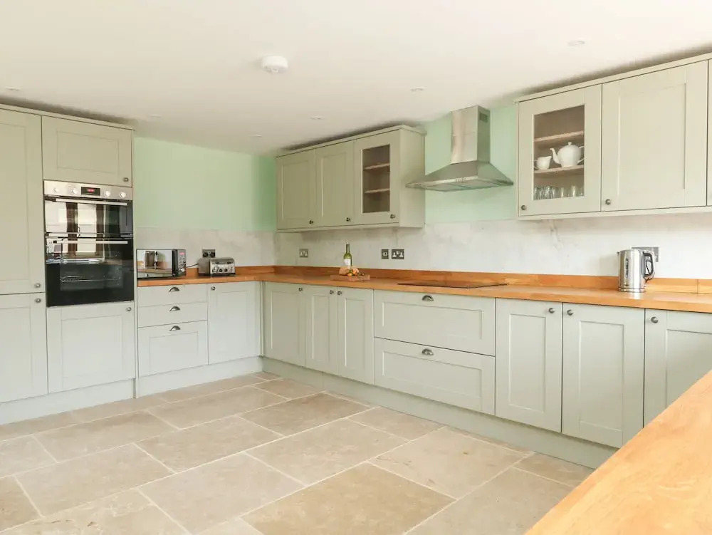 The Granary, Burton Bradstock