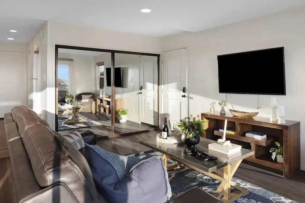 Balboa Breeze by Avantstay Beachfront Retreat + Ocean View